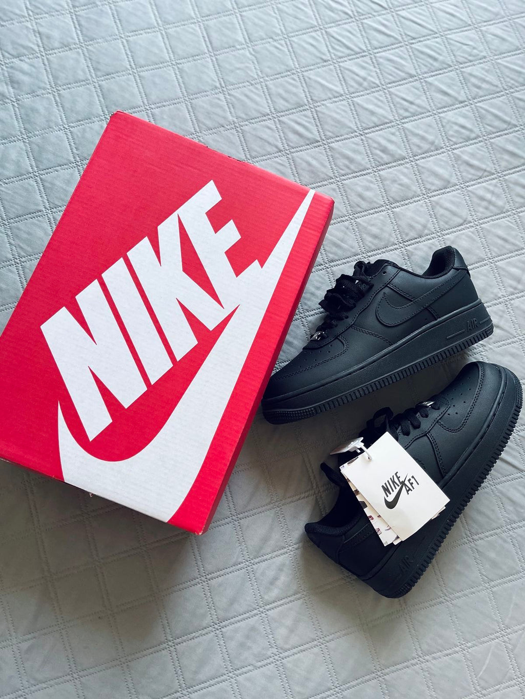 Nike Air Force 1 Negras