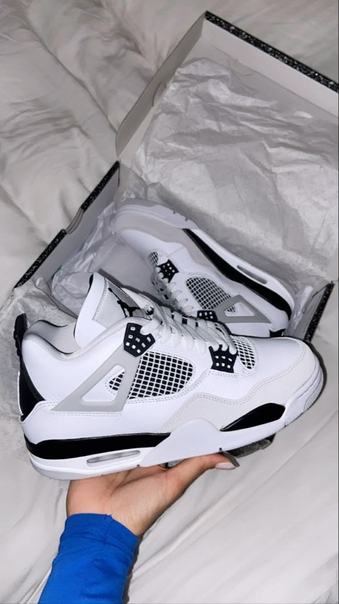 Jordan 4 Retro Gris/Negro/Blanco