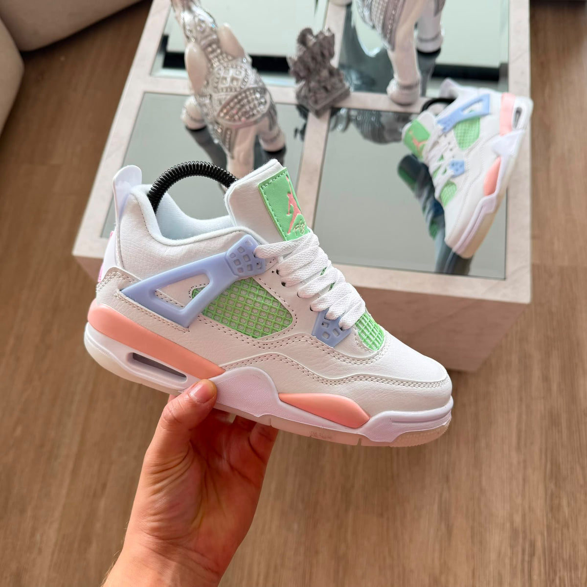 Jordan 4 Retro