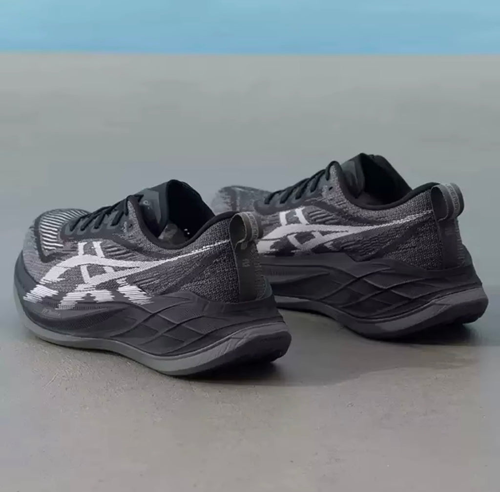 ASICS Superblast 2