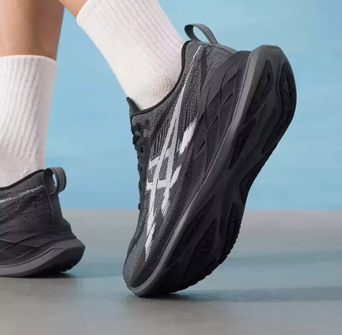 ASICS Superblast 2