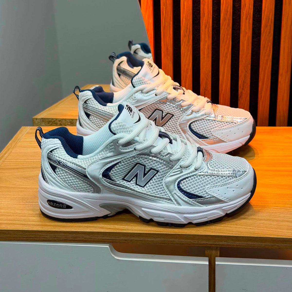 New Balance 530